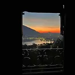 Lägenhet La Finestra Sul Di Como