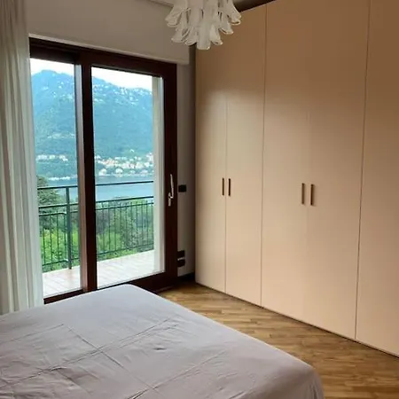 Lägenhet La Finestra Sul Di Como