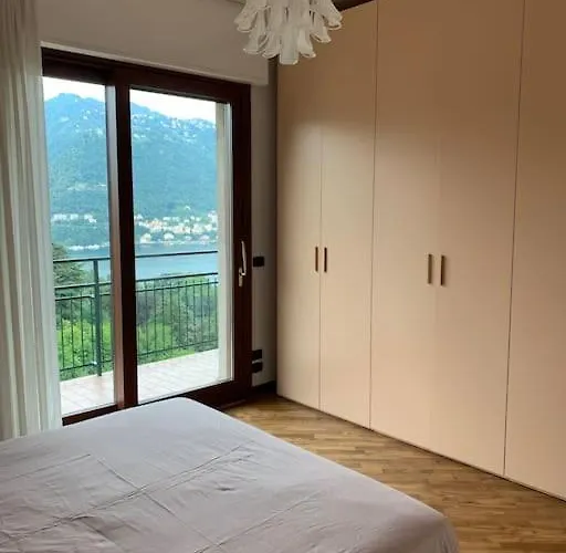 Lägenhet La Finestra Sul Di Como