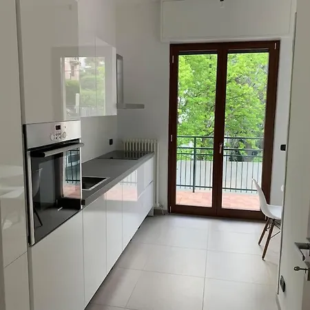 La Finestra Sul Di * 科莫